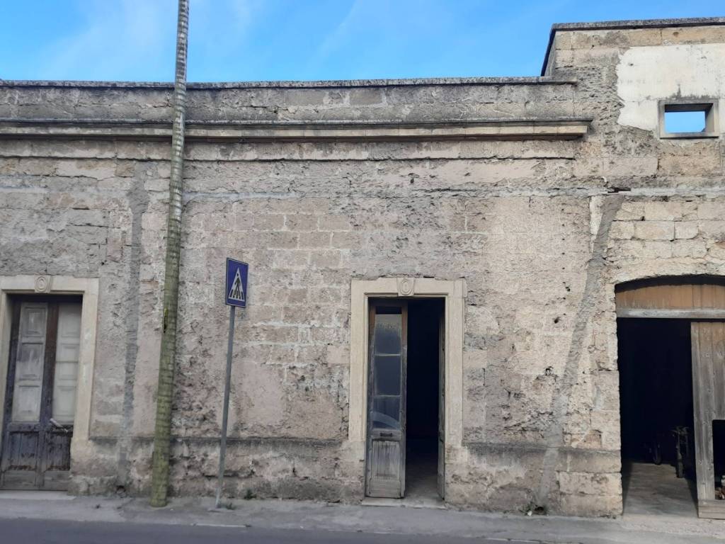 Casa indipendente a Veglie in Via Santa Maria - Foto 2