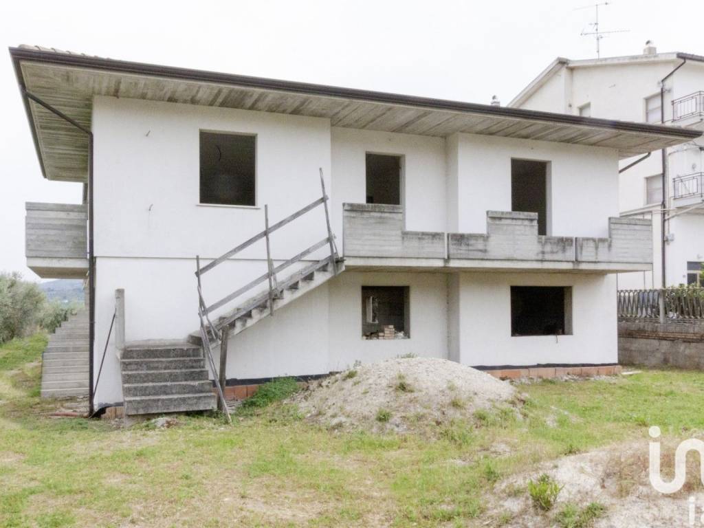 Casa indipendente a Notaresco in Via SS150, 147, Guardia Vomano, TE, Italia, 150 - Foto 2