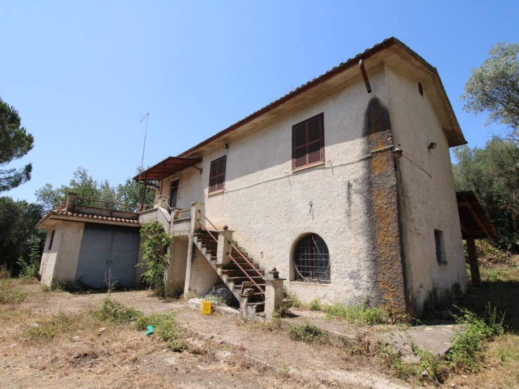 Casa indipendente a Montopoli di sabina in VIA GRANICA EST - Foto 3