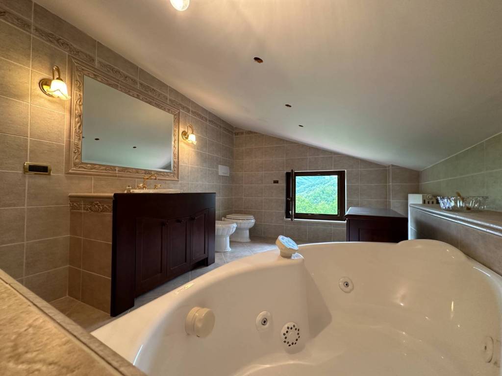 Casa indipendente a Rocca santa maria in Frazione Macchia Santa Cecilia - Foto 3