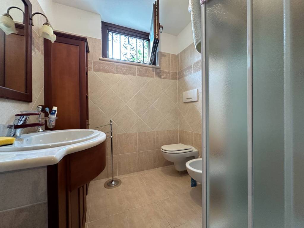 Casa indipendente a Rocca santa maria in Frazione Macchia Santa Cecilia - Foto 5