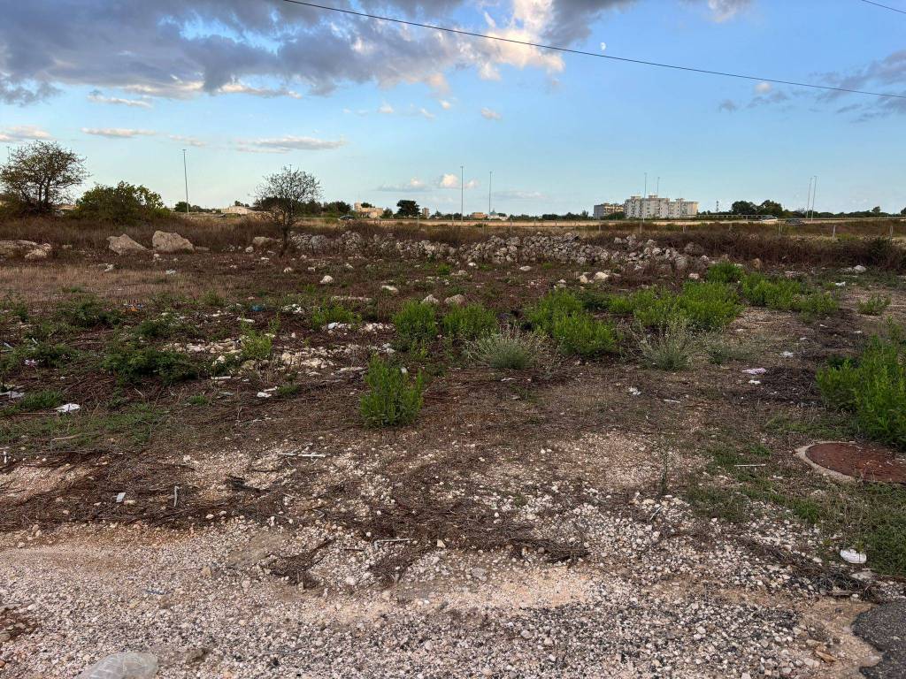 Terreno a Lecce in Via Bettino Craxi, 5 - Foto 4