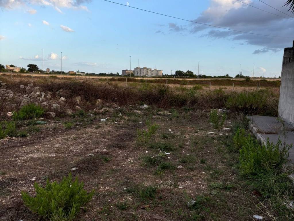 Terreno a Lecce in Via Bettino Craxi, 5 - Foto 5