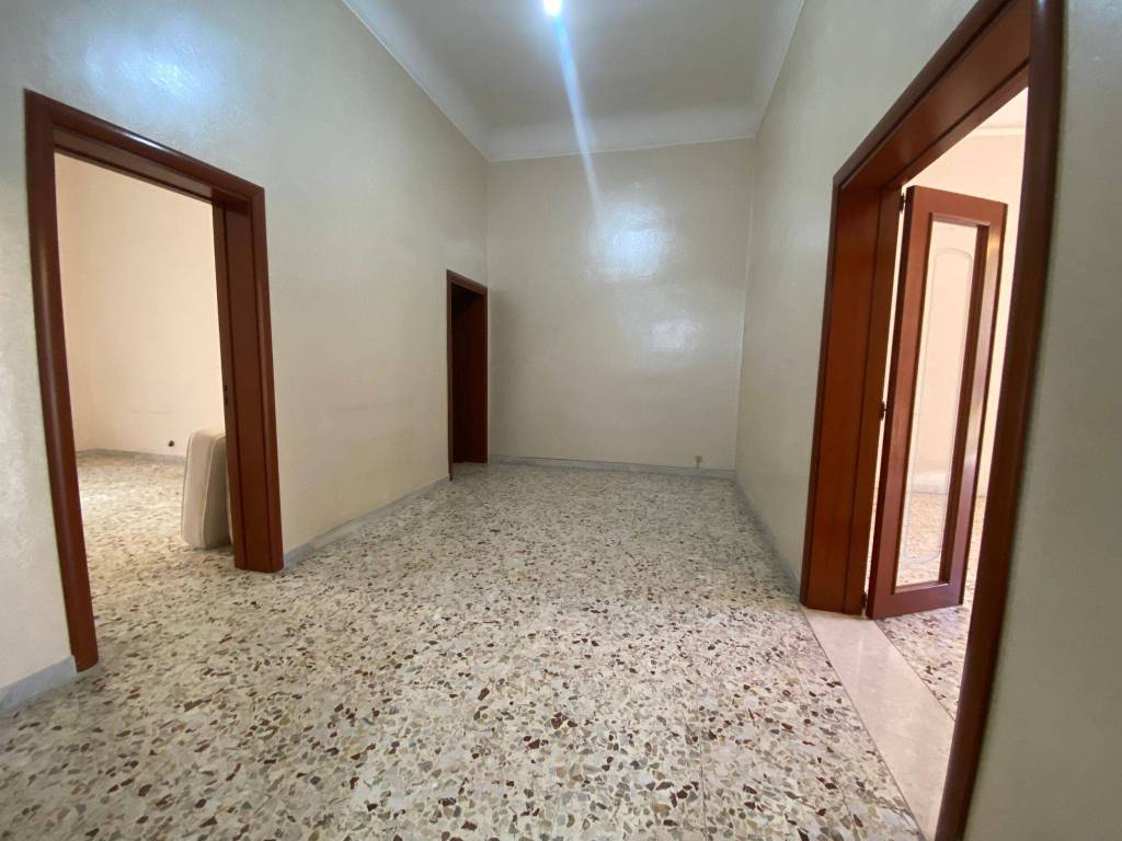 Appartamento a Taranto in Via Duca degli Abruzzi, 80 - Foto 5