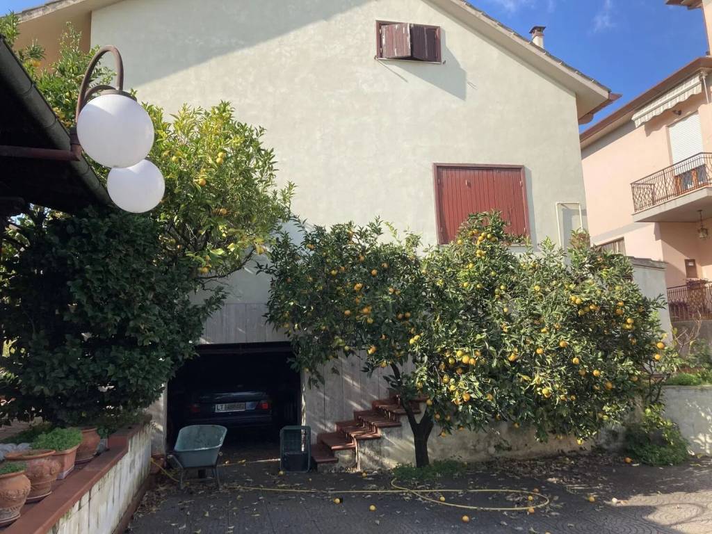 Villa a Cisterna di latina - Foto 2
