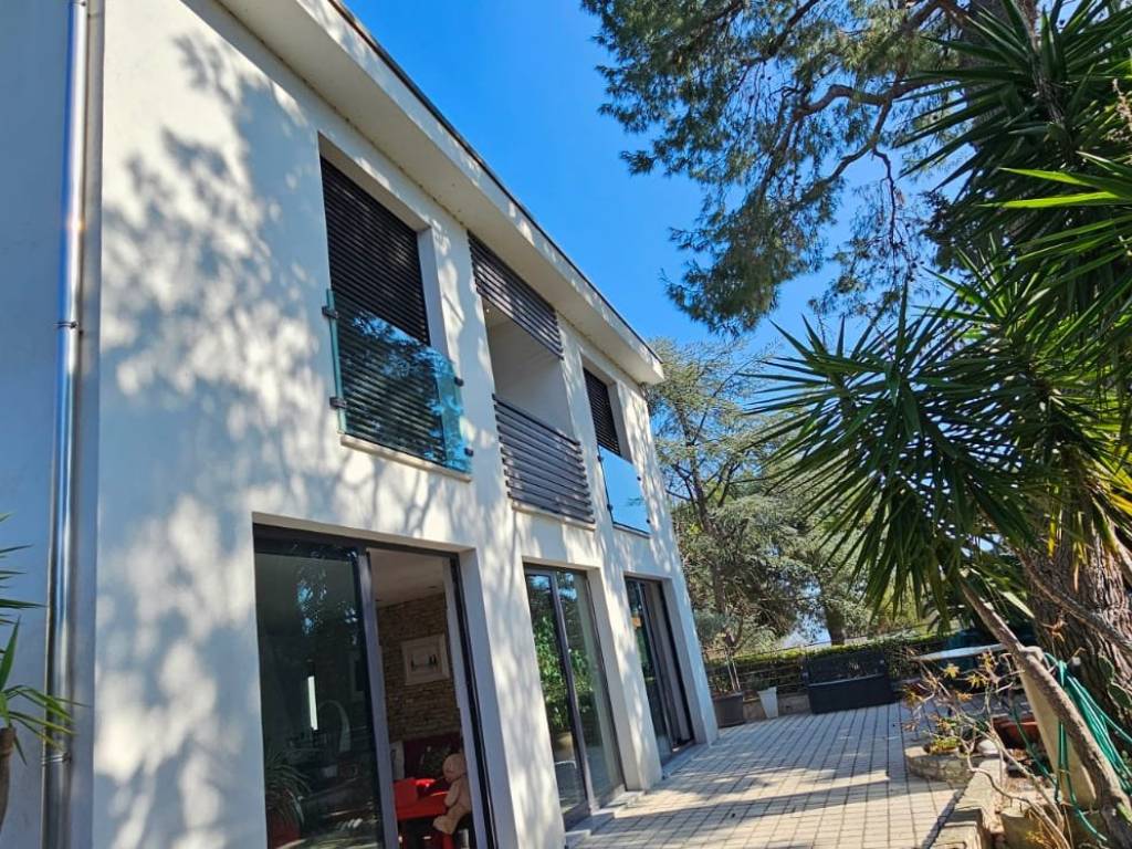 Villa a Civitanova marche in Via Parafalda - Foto 3