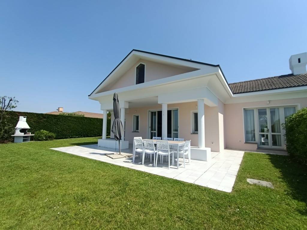 Villa a Rosolina in Via Decima Ovest, 7 - Foto 2