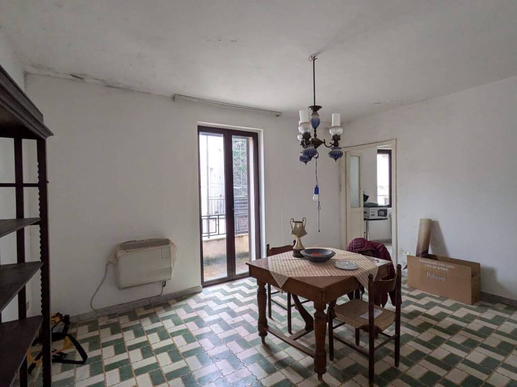 Casa indipendente a Scapoli in Piazza Brigata Alpini Piemonte, 1 - Foto 3