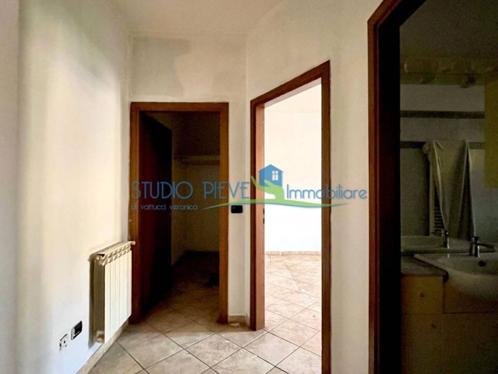 Appartamento a Massa e cozzile in Via 1 Maggio - Foto 5