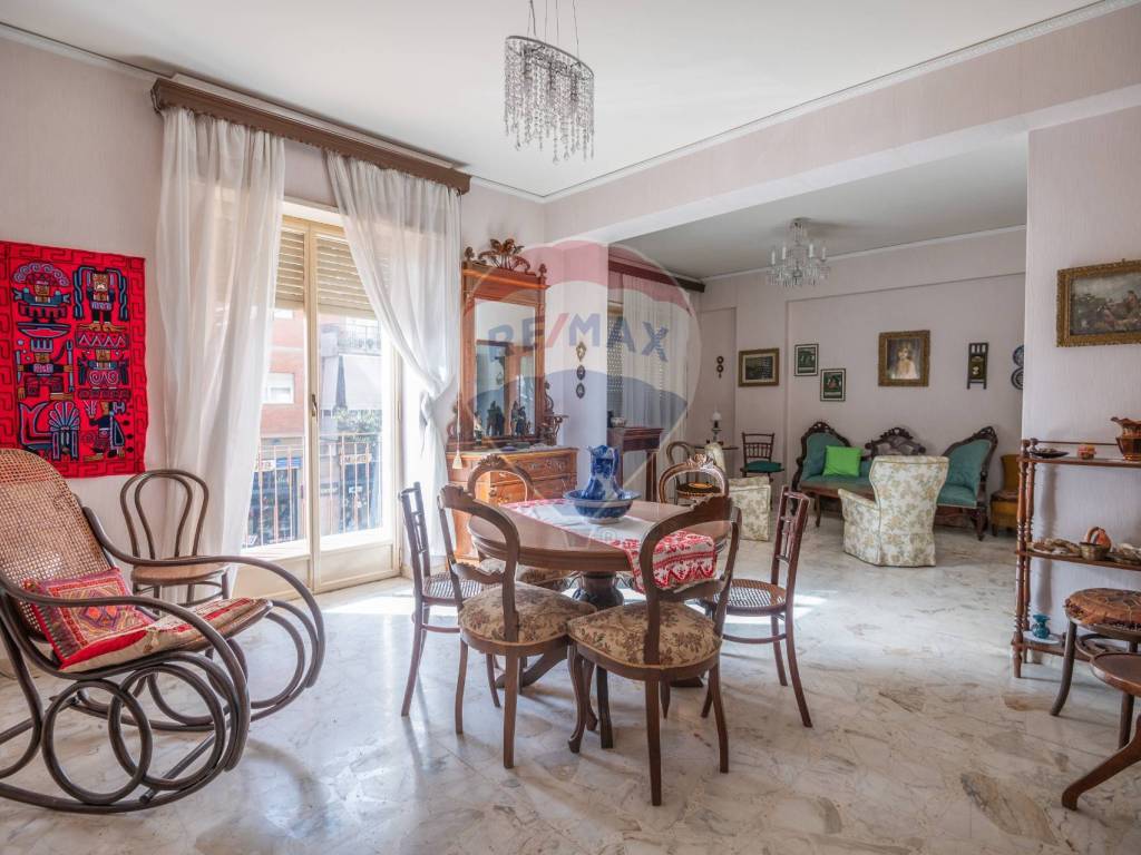 Appartamento a Caltagirone in Viale Autonomia, 27 - Foto 5