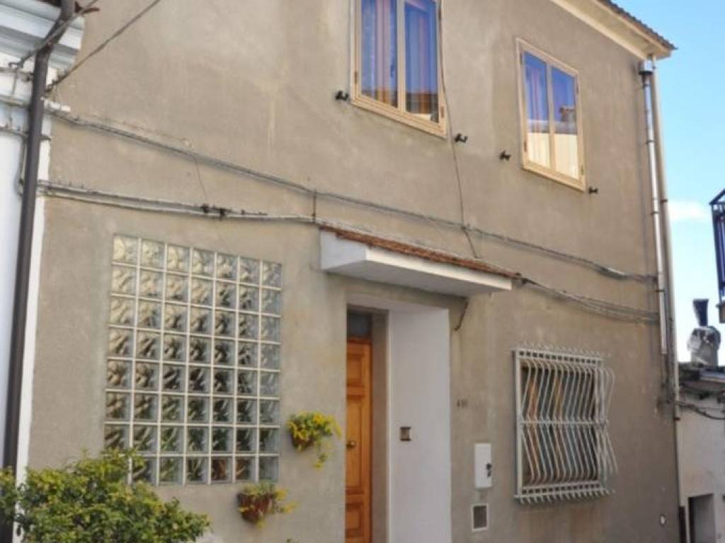 Casa indipendente a Senise in Corso Giuseppe Garibaldi, 379 - Foto 2