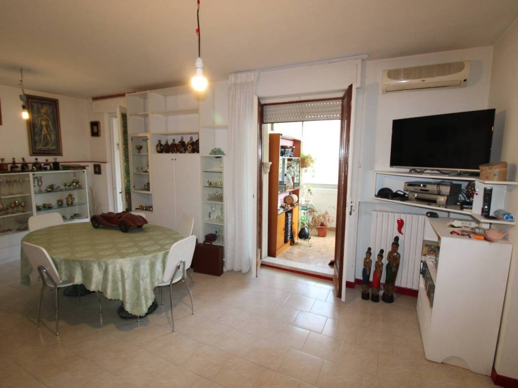 Appartamento a Civitanova marche in Via Dante Alighieri, 165 - Foto 5