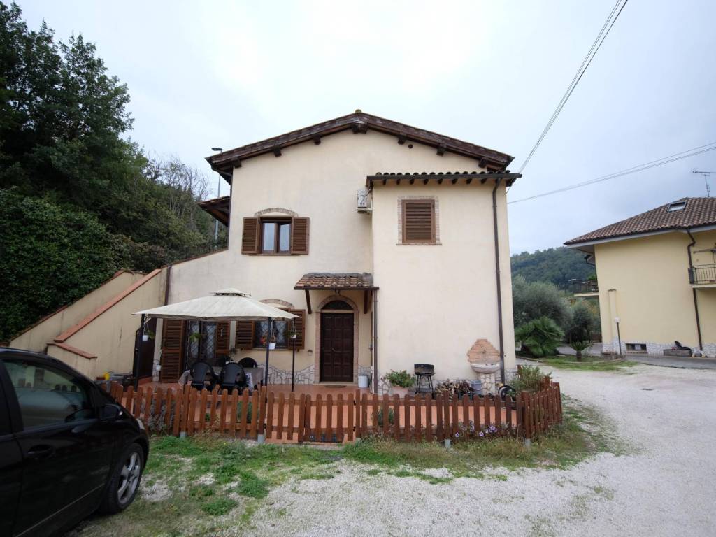 Appartamento a Poggio mirteto in SS313 - Foto 2