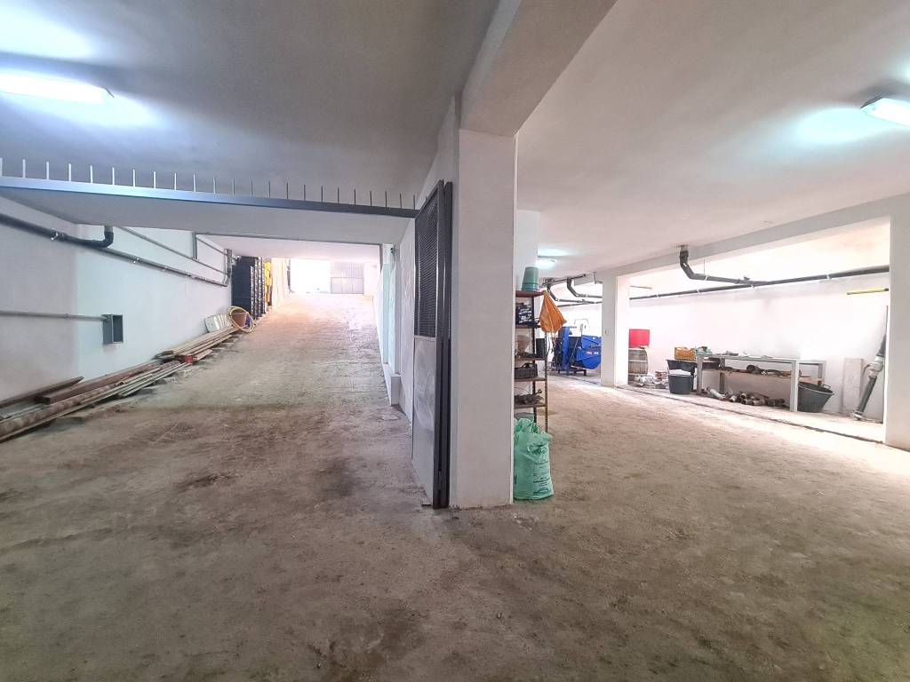 Box / garage a Bisceglie in Via Monte Pasubio - Foto 4