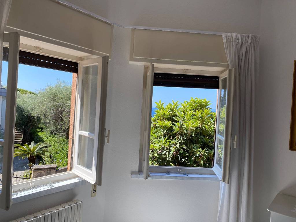 Appartamento a Finale ligure in Via Paolo Cappa, 64 - Foto 2