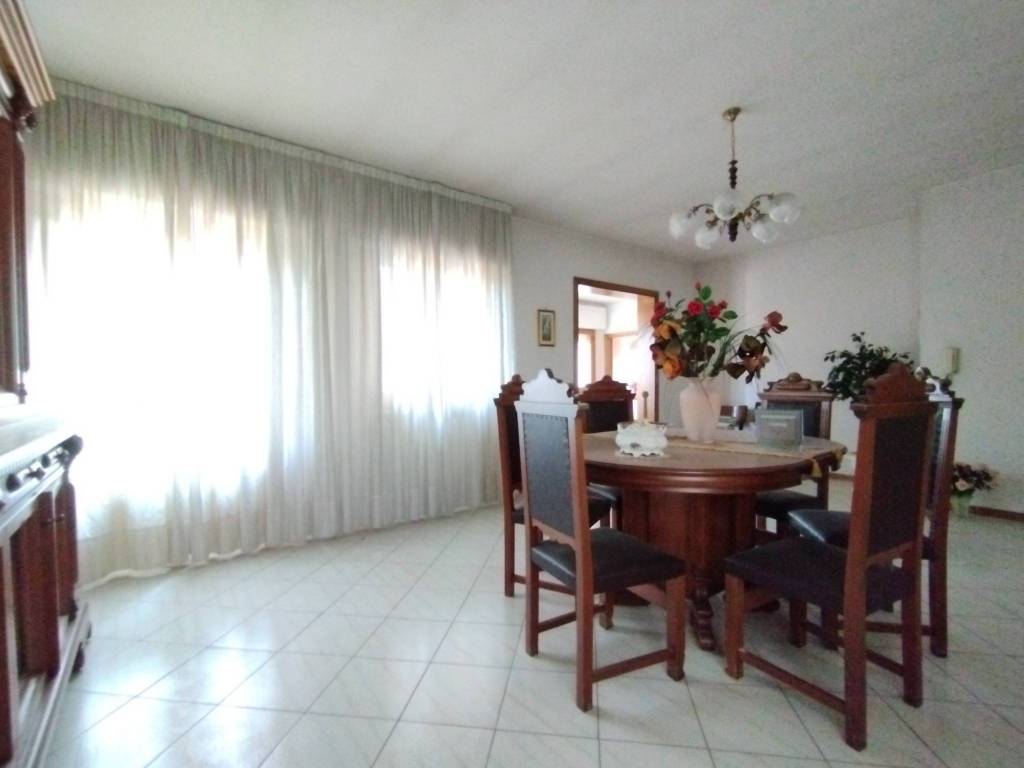 Villa a Quarrata in Via Corrado da Montemagno - Foto 2
