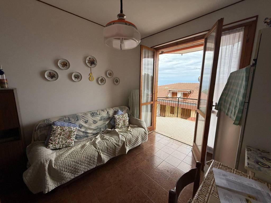 Appartamento a Costarainera in Via Piani Paorelli, 19 - Foto 2