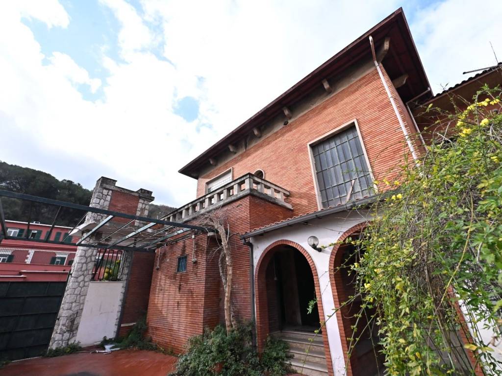 Palazzo / stabile a Nocera inferiore in Via Atzori - Foto 2