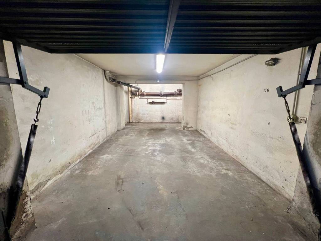 Box / garage a Milano in Via Tortona, 76 - Foto 2