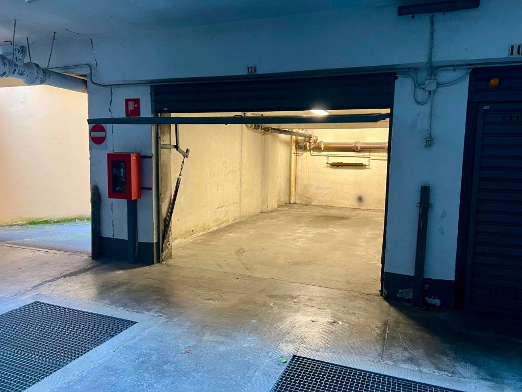 Box / garage a Milano in Via Tortona, 76 - Foto 3