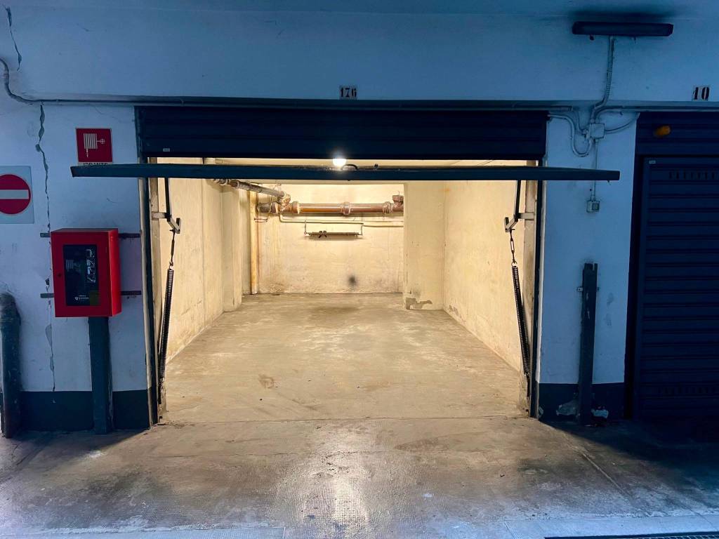 Box / garage a Milano in Via Tortona, 76 - Foto 4