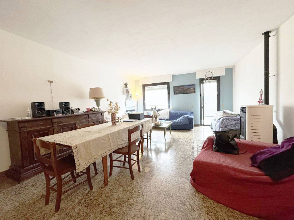 Casa indipendente a Trecastelli in Via Pio IX - Foto 4