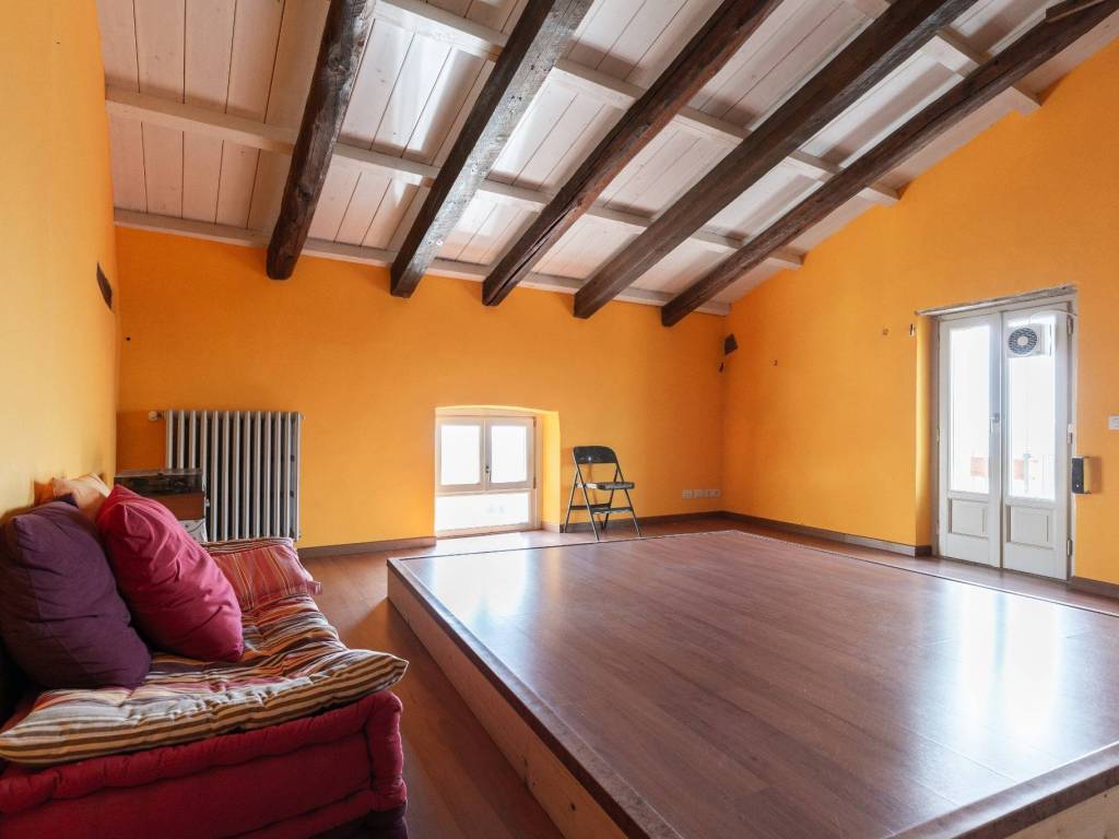 Attico / mansarda a Biella in Corso del Piazzo - Foto 4