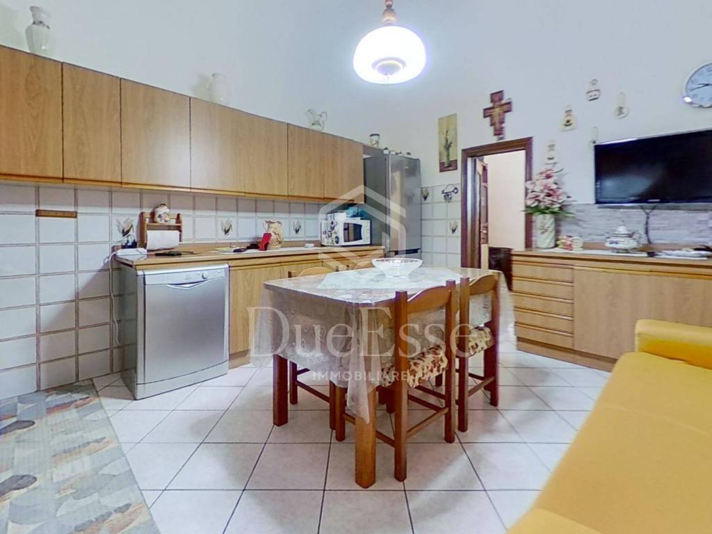 Casa indipendente a San giuliano terme in Piazza Giuseppe Mazzini - Foto 2