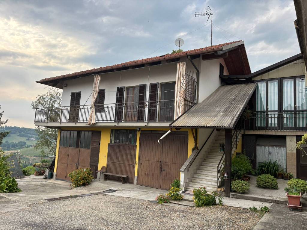 Casa indipendente a Cocconato in Strada Maroero, 47 - Foto 4