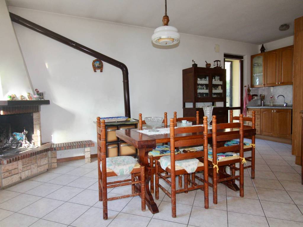 Casa indipendente a Assisi in frazione armenzano - Foto 4