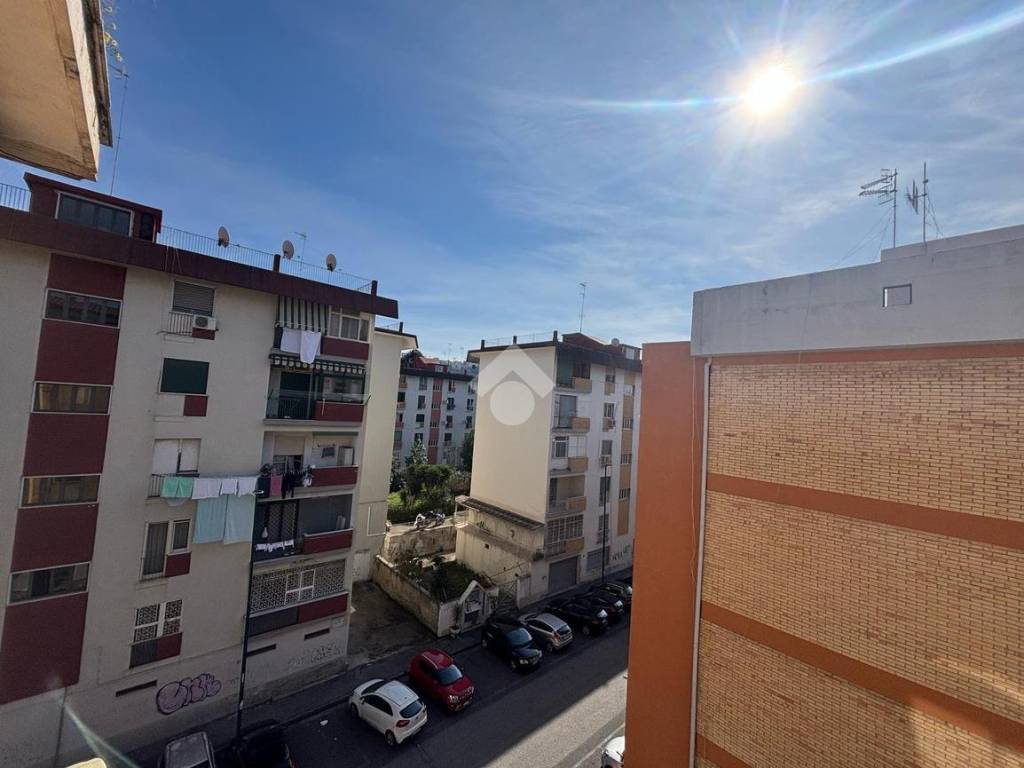 Appartamento a Napoli in Via D. Winspeare, 93 - Foto 2