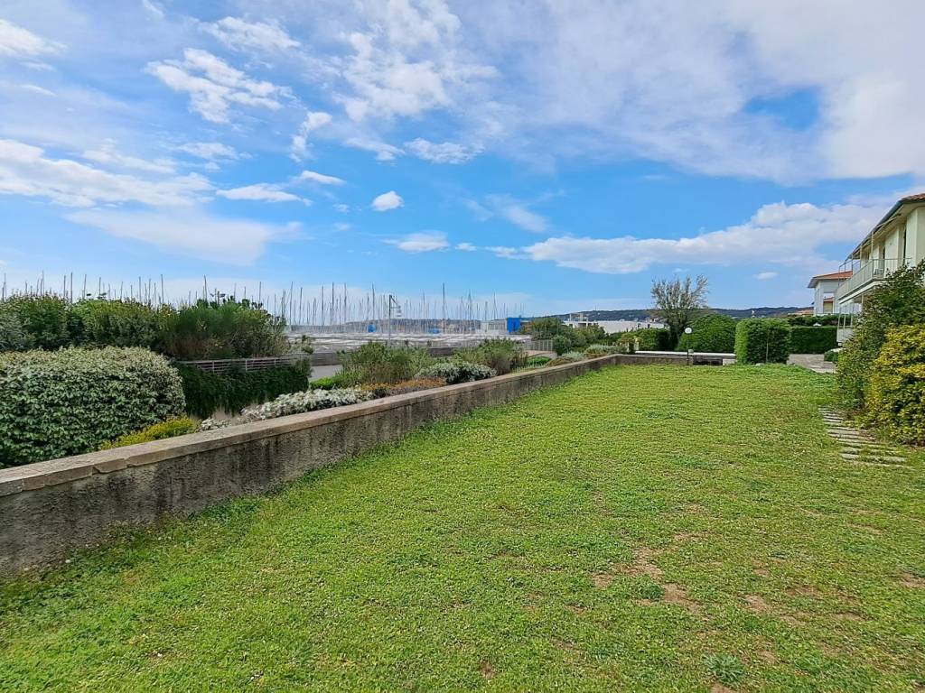 Appartamento a Rosignano marittimo in Viale Trieste - Foto 2