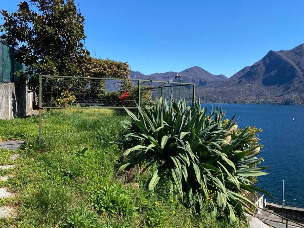 Appartamento a Ghiffa in Via Edmondo De Amicis - Foto 2