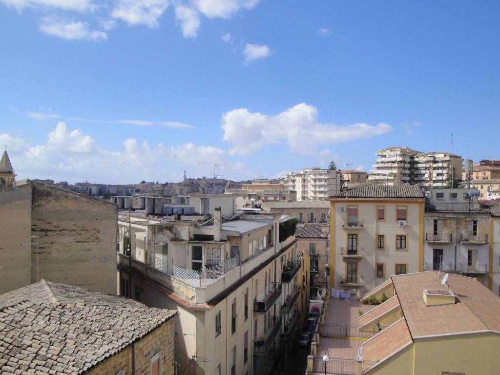 Appartamento a Caltanissetta in Via Piero Gobetti - Foto 4