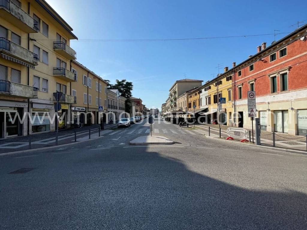 Immobile a Villafranca di verona in Corso Giuseppe Garibaldi - Foto 2