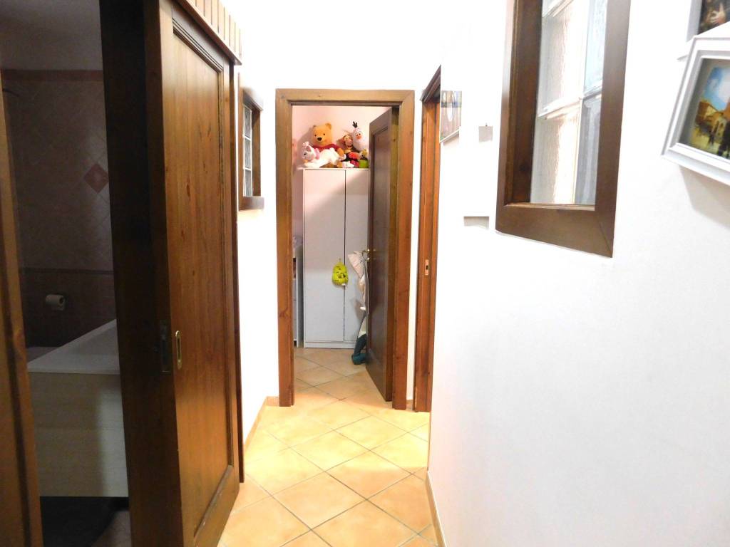 Appartamento a Maddaloni in Via Maddalena, 72 - Foto 3