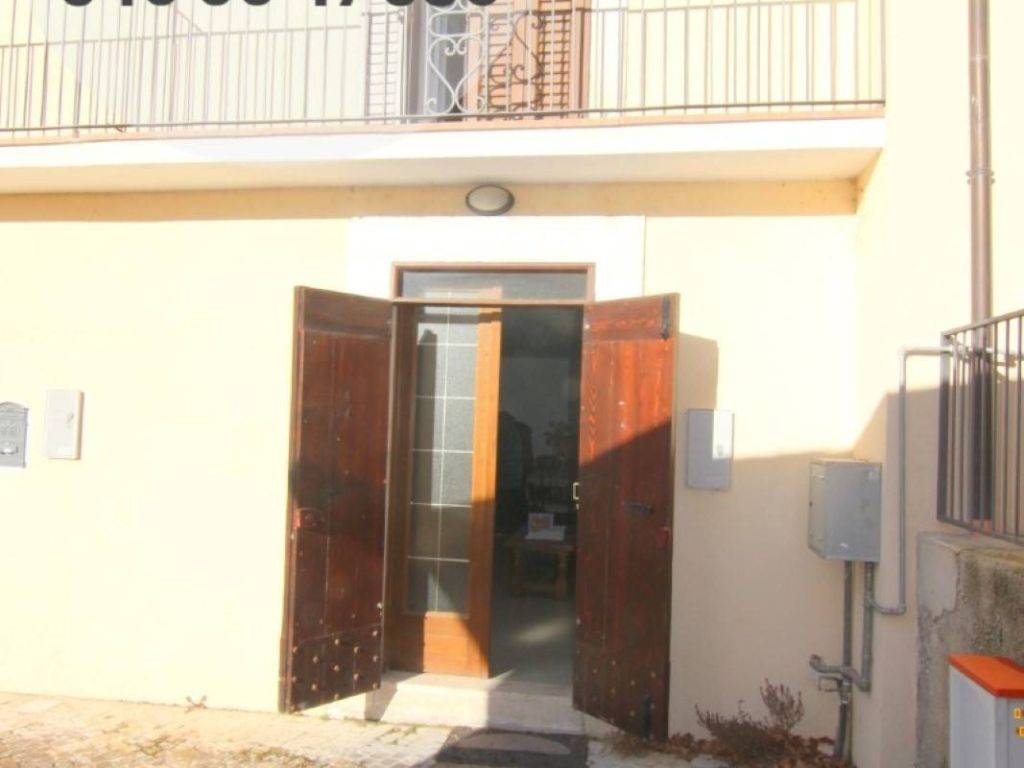 Casa indipendente a Villa sant'angelo in Via Santa Maria, 5 - Foto 2