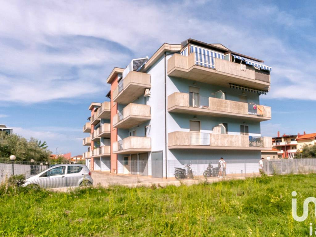 Appartamento a Montesilvano in Via Giuseppe Verrotti, 74 - Foto 2