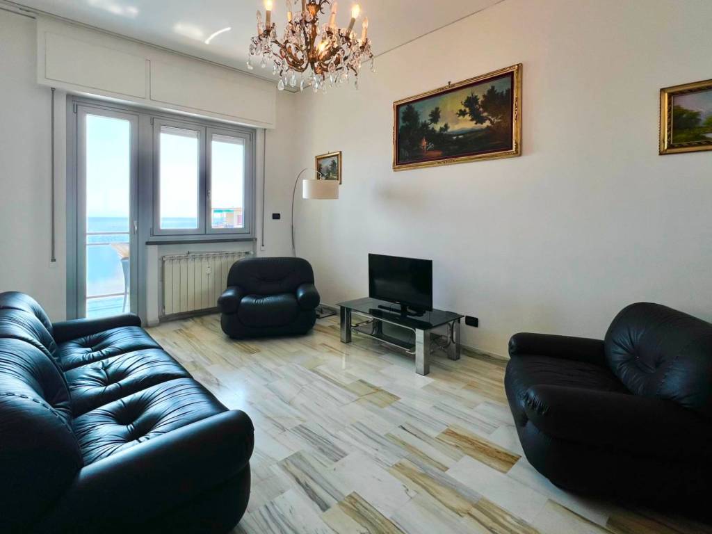 Appartamento a Spotorno in Via Costantino, 24 - Foto 5