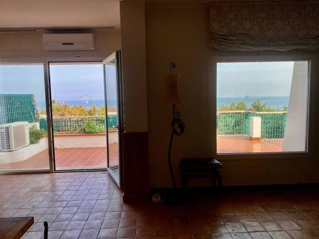 Appartamento a Crotone in Via Partenope, 25 - Foto 4