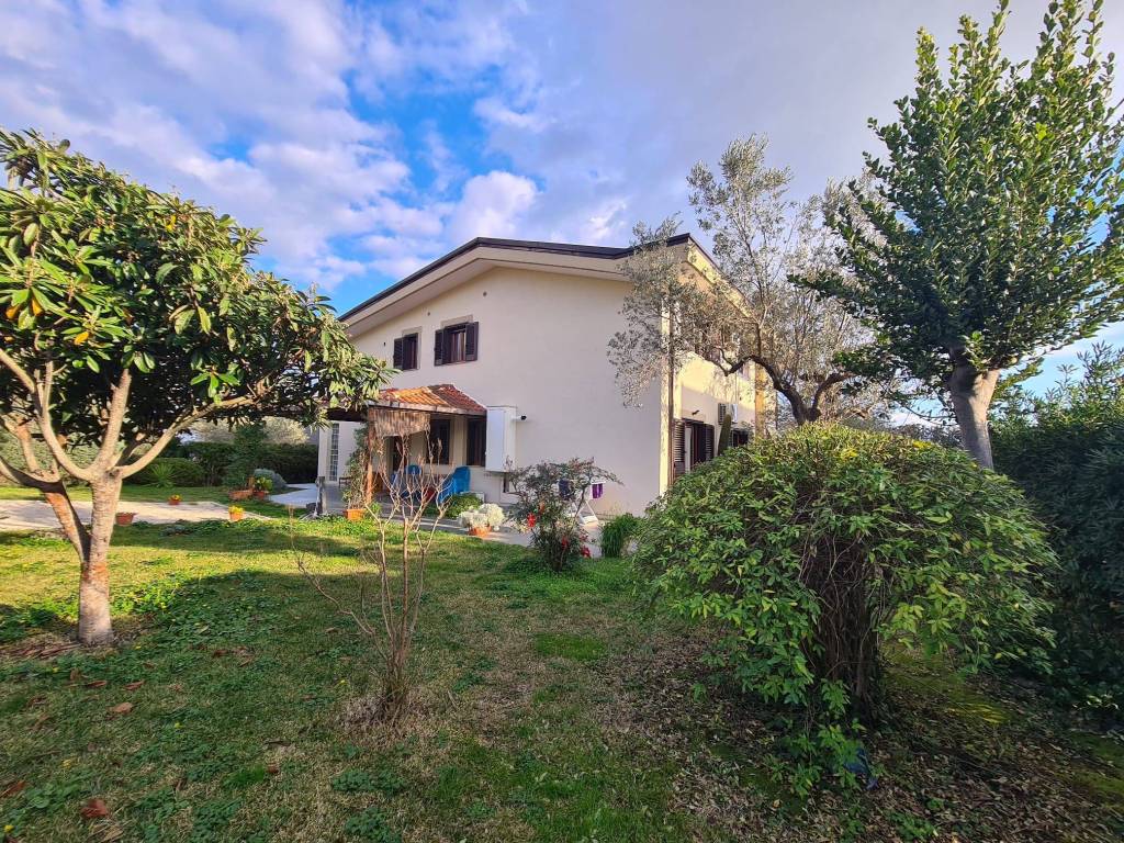 Villa a Eboli in Via Lampione - Foto 3