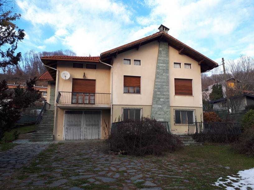 Villa a Borgosesia in Via Valbusaga - Foto 3