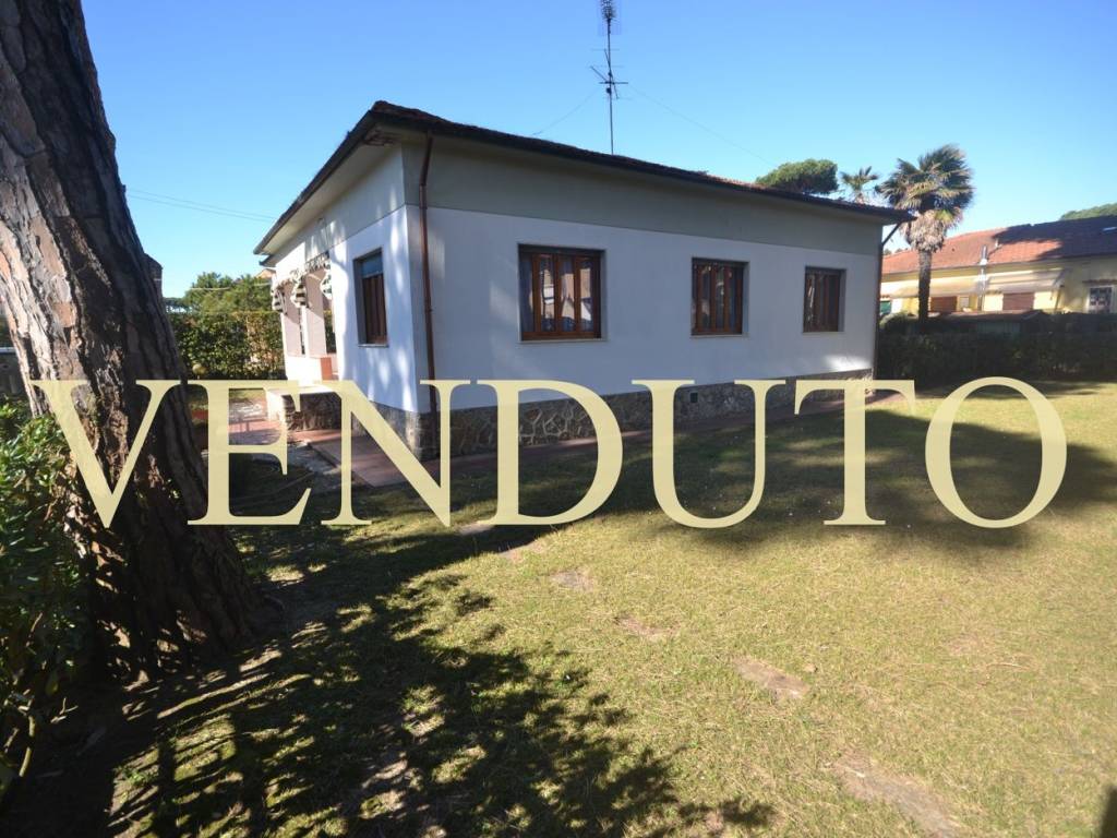 Villa a Pietrasanta in Quartiere Motrone - Foto 5