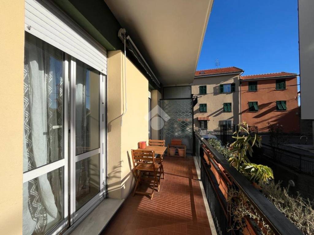 Appartamento a Savona in Via Luigi Cadorna, 22 - Foto 2