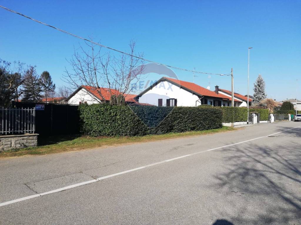 Terreno a Fagnano olona in ARIOSTO, 38 - Foto 4