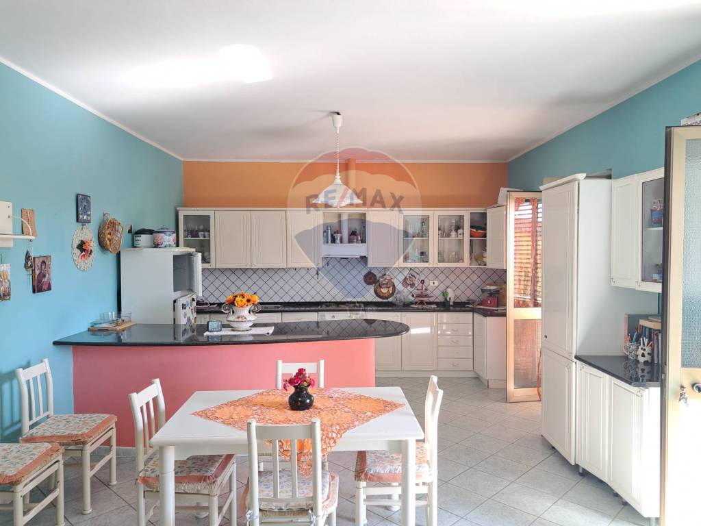 Villa a San giovanni suergiu in via Mazzini, 60 - Foto 4