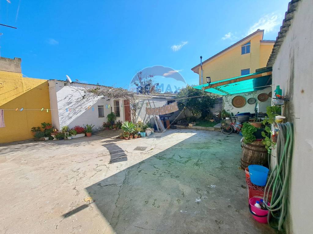 Villa a San giovanni suergiu in Via Mazzini, 60 - Foto 2