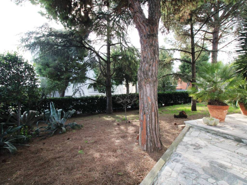 Villa a Civitanova marche in Via Giuseppe Giacosa, 56 - Foto 3