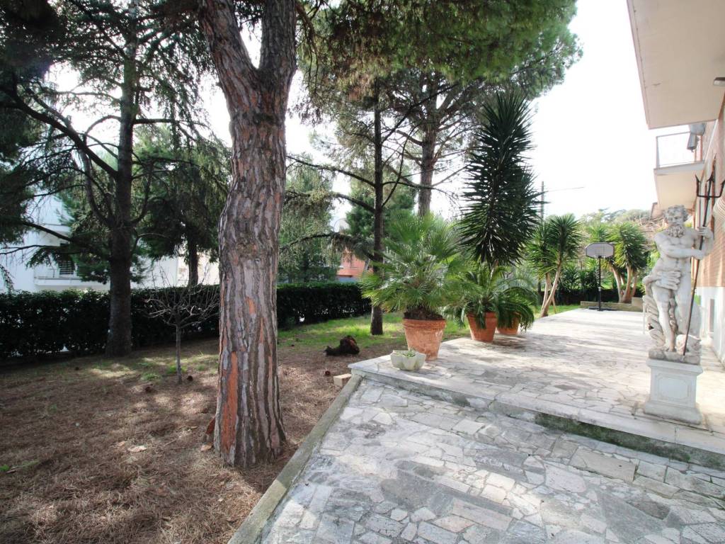 Villa a Civitanova marche in Via Giuseppe Giacosa, 56 - Foto 4