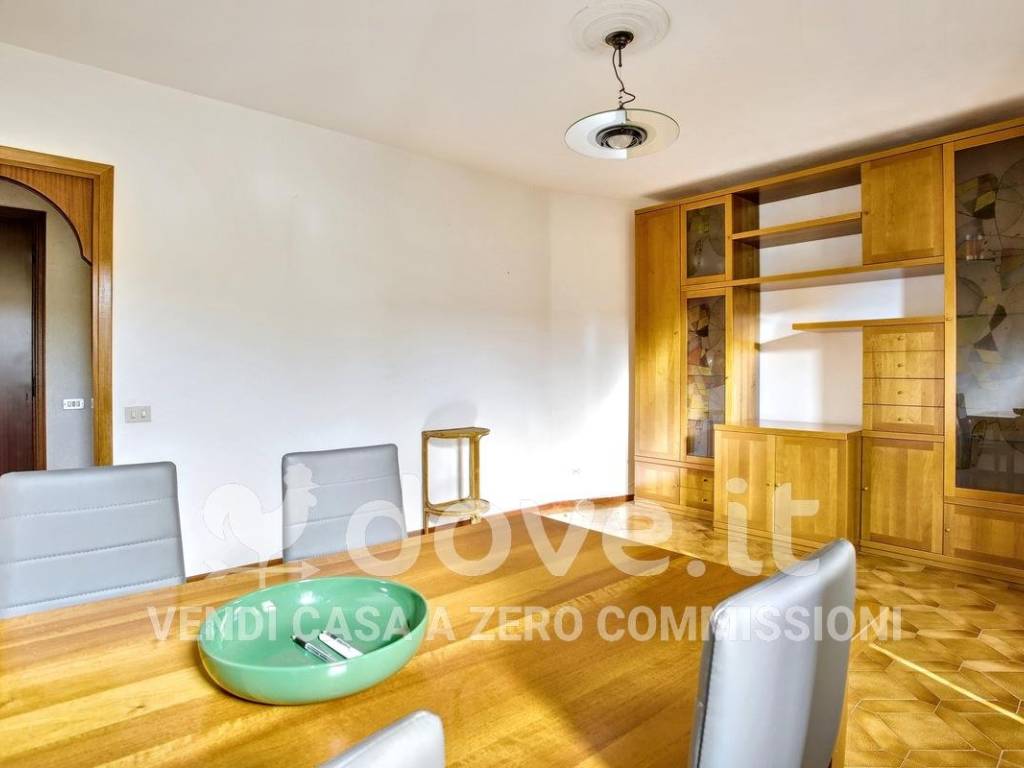 Appartamento a Luino in Via F. Turati, 110 - Foto 3